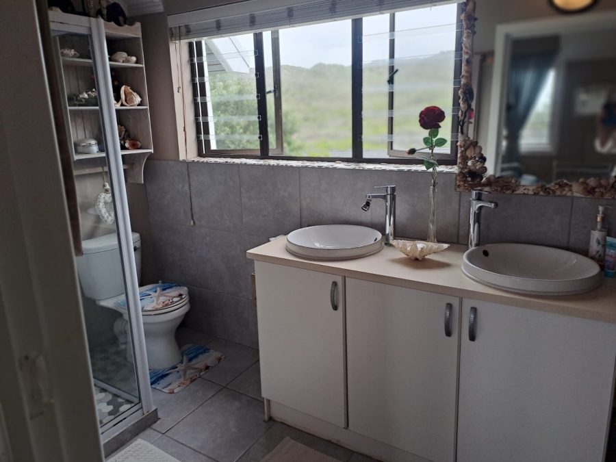 To Let 1 Bedroom Property for Rent in Myoli Beach Western Cape